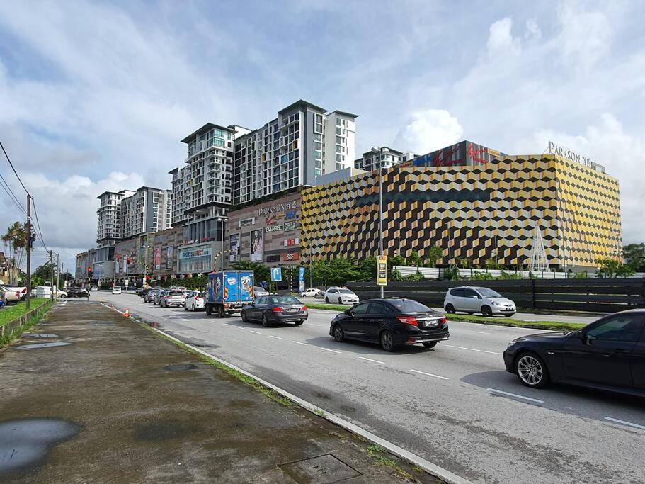 Lovely Vivamall City View With 2 Card Lv12 Kuching Exterior foto