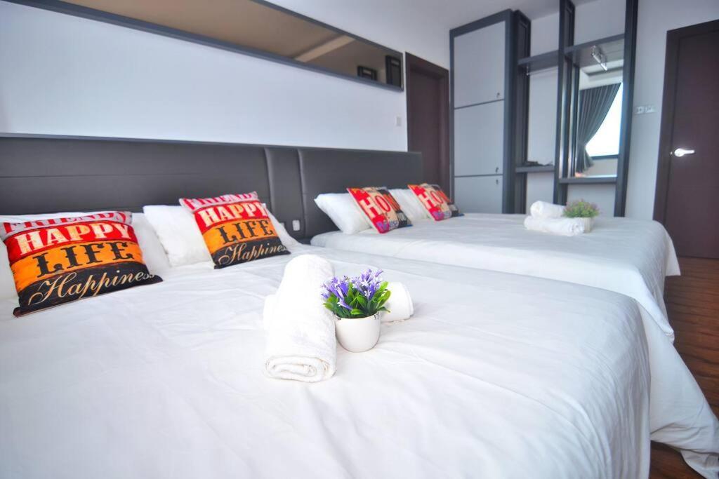 Lovely Vivamall City View With 2 Card Lv12 Kuching Exterior foto