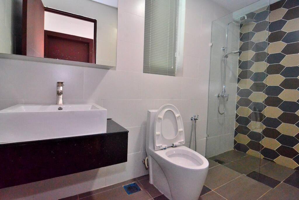 Lovely Vivamall City View With 2 Card Lv12 Kuching Exterior foto